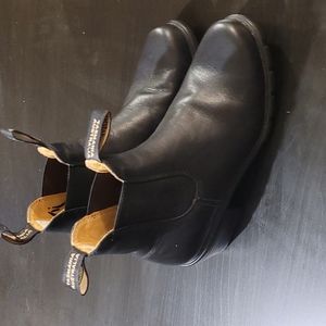 Blundstone US women's 7, Black, Heeled